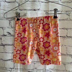 5 for $10 Girls Star Ride shorts Size 4